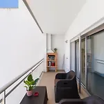 Boutique Living - Rooftop Pool & Sea Views Назаре