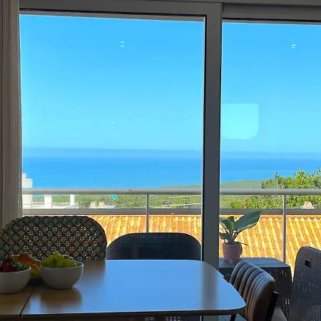 Boutique Living - Rooftop Pool & Sea Views Lejlighed