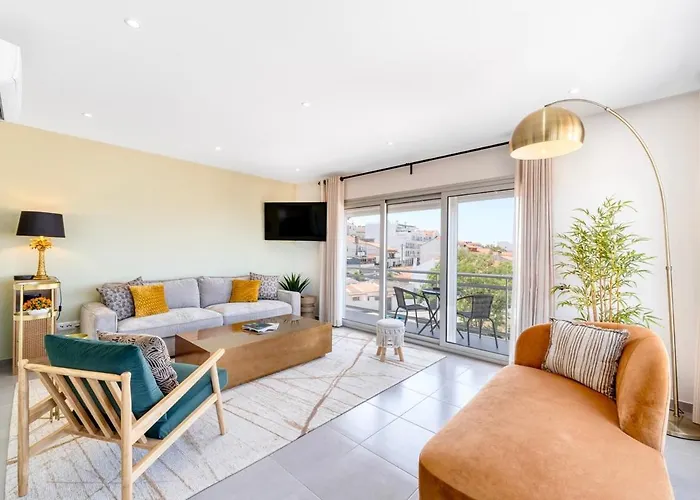 Boutique Living - Rooftop Pool & Sea Views * Nazaré