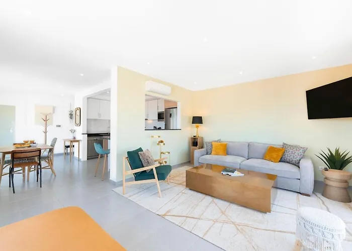 Boutique Living - Rooftop Pool & Sea Views * Nazaré