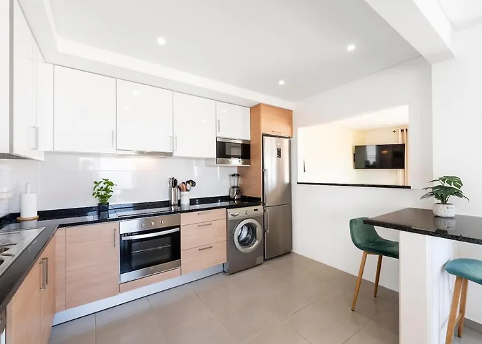 Lejlighed Boutique Living - Rooftop Pool & Sea Views