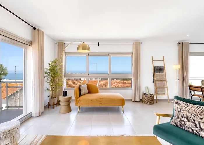 Boutique Living - Rooftop Pool & Sea Views Lejlighed