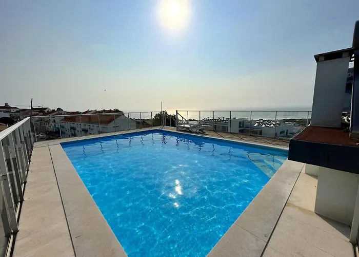 Boutique Living - Rooftop Pool & Sea Views Lejlighed Nazaré